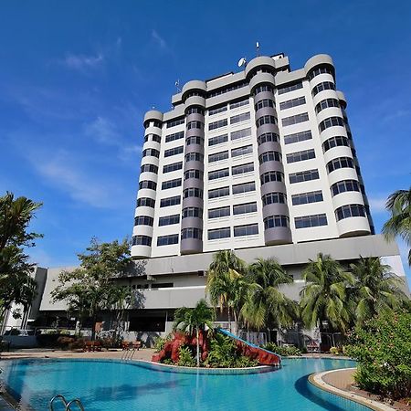 The Putra Regency Hotel Kangar Exterior foto