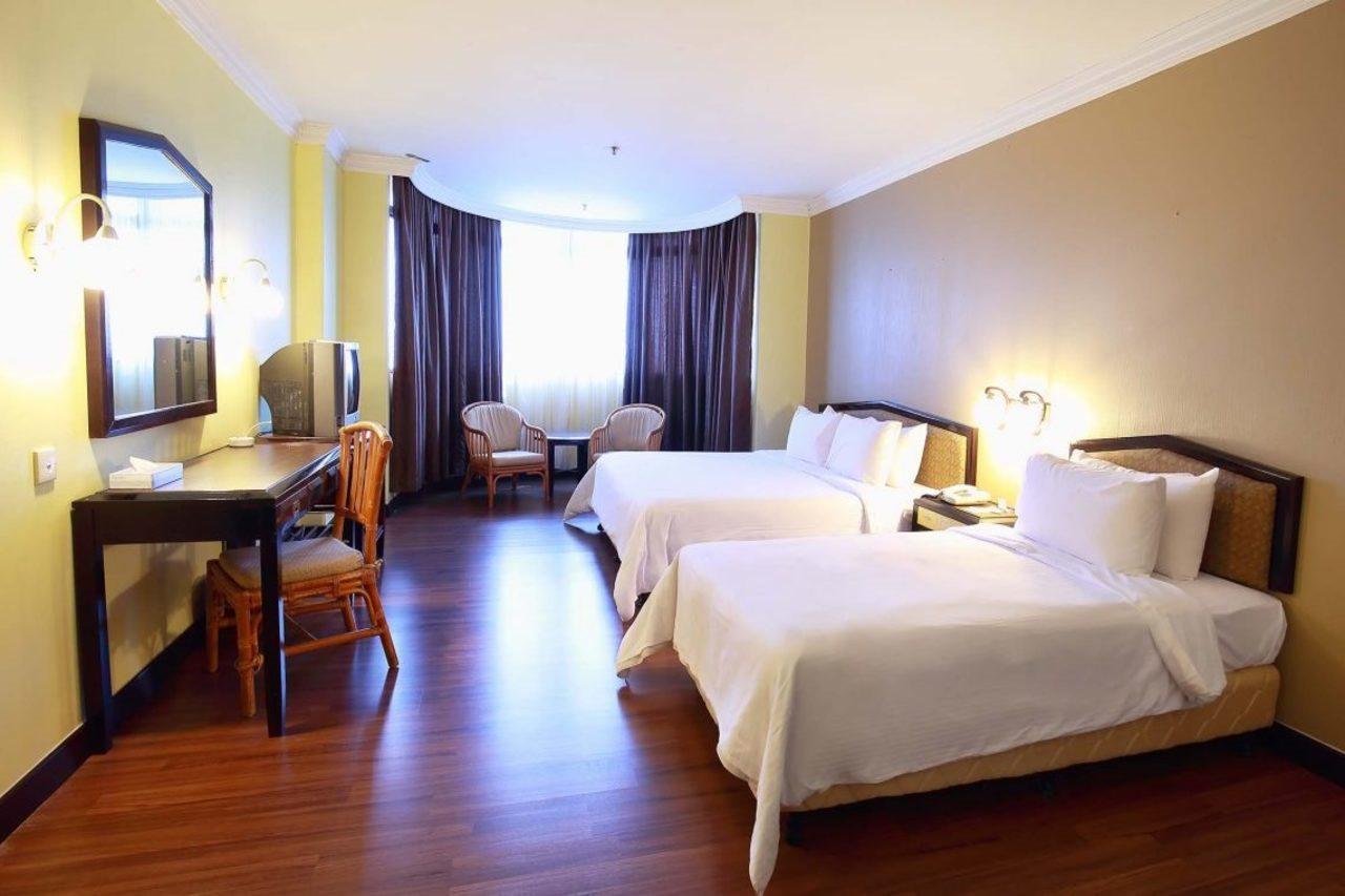 The Putra Regency Hotel Kangar Exterior foto