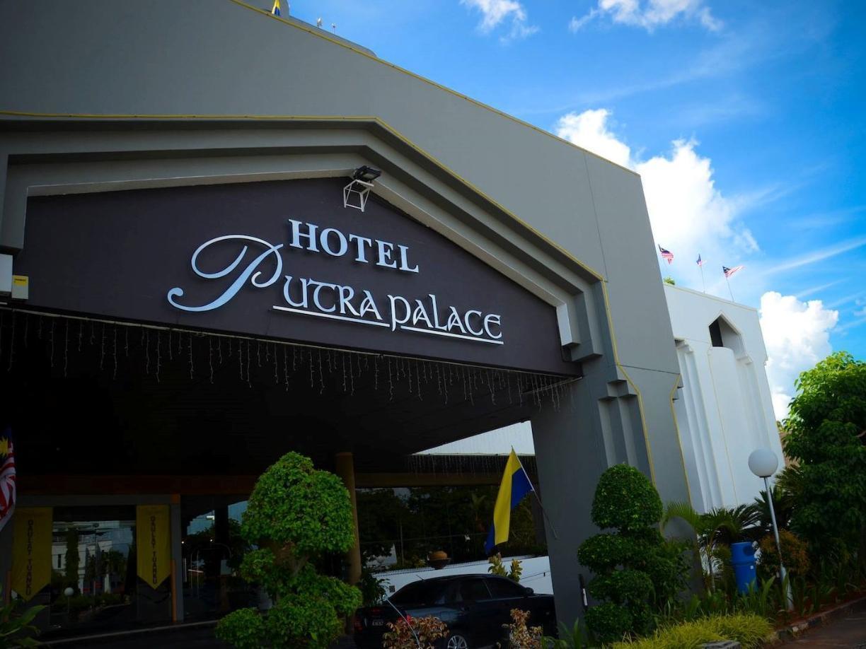 The Putra Regency Hotel Kangar Exterior foto