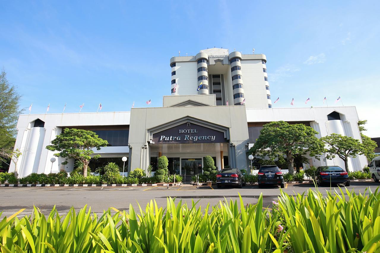 The Putra Regency Hotel Kangar Exterior foto