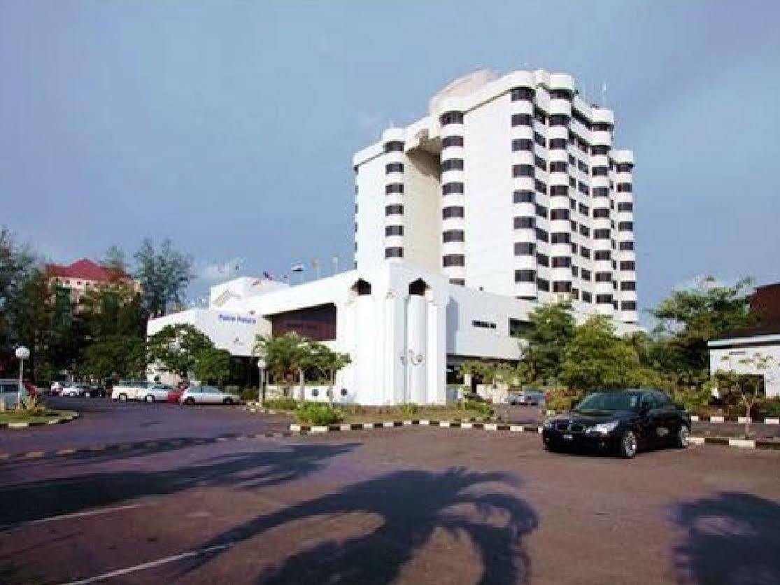 The Putra Regency Hotel Kangar Exterior foto