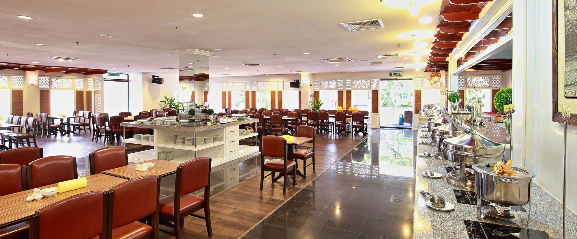 The Putra Regency Hotel Kangar Exterior foto